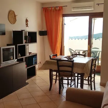 Casa vacanze Un Attico Da Sogno Tra Mare E Cielo SantʼAntìoco