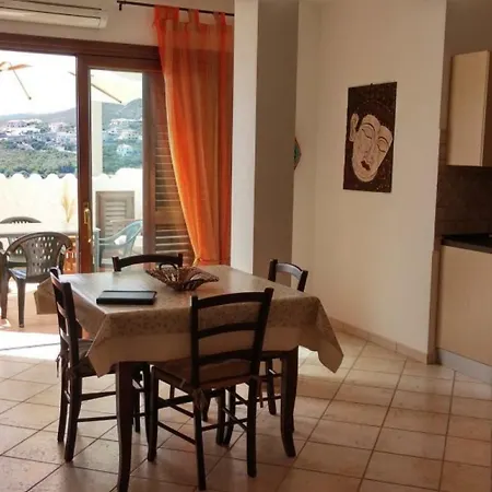 Casa vacanze Un Attico Da Sogno Tra Mare E Cielo SantʼAntìoco
